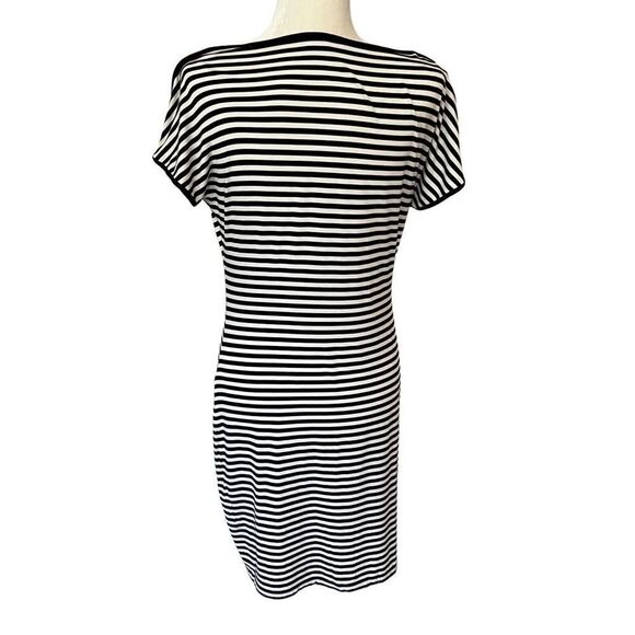 Calvin Klein Black and White Stripe Knit Dress. Size 6. Great Condition!! - Picture 4 of 12